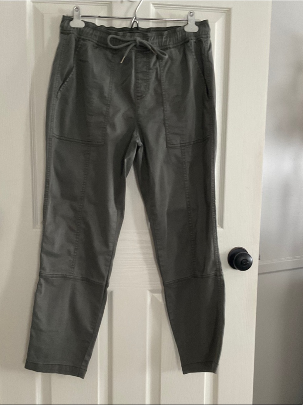 Sanctuary Olive Straight-Leg Cargo Joggers